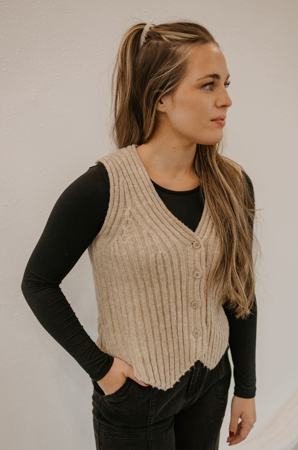 CRISTA RIB KNIT VEST BY IVY & CO