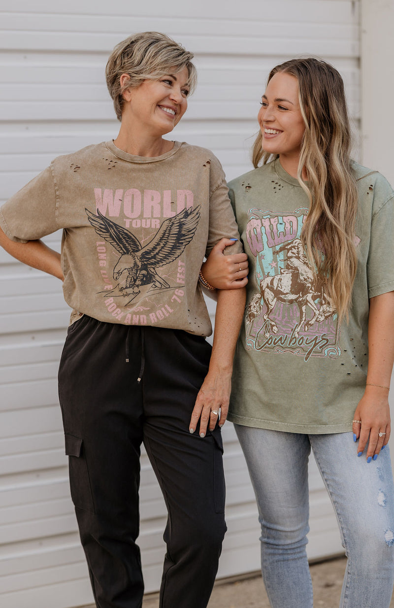 MICHELLE WORLD TOUR OVERSIZED GRAPHIC TEE