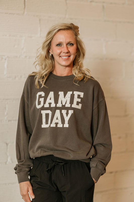 GAME DAY CREW NECK SWEATSHIRT