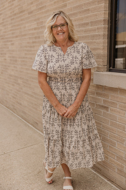 KANSAS REG/CURVY TAUPE FLORAL MIDI DRESS