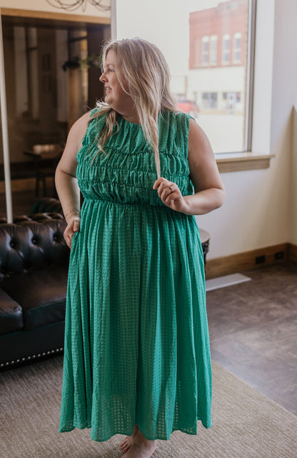 MASYN GREEN TEXTURED MIDI DRESS