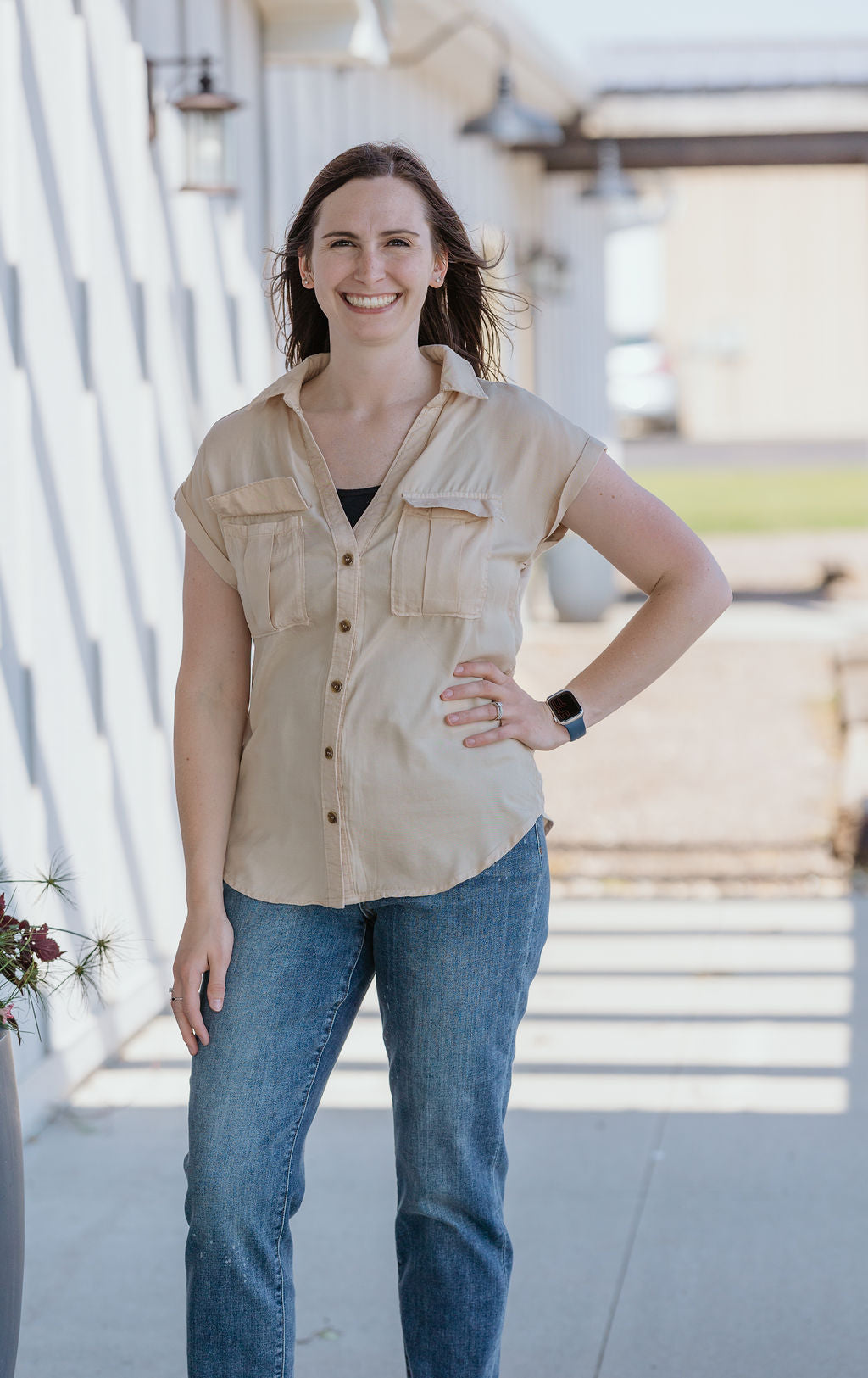 JORDIN BUTTON DOWN SHORT SLEEVE TOP 2 COLOR OPTIONS