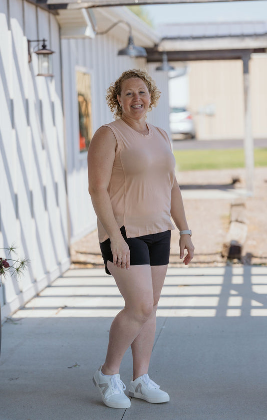 TAREN CURVY PINK SLEEVELESS TOP