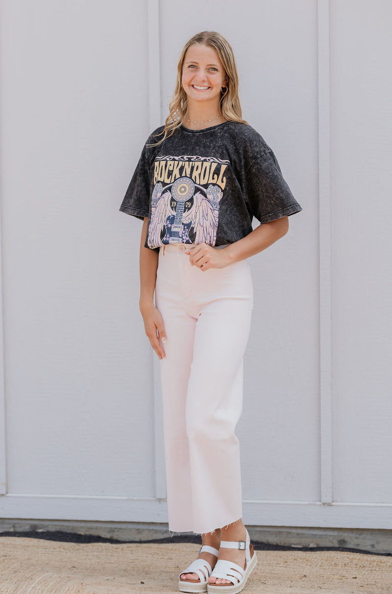 ROCK & ROLL WORLD TOUR OVERSIZED GRAPHIC TEE BY IVY & CO