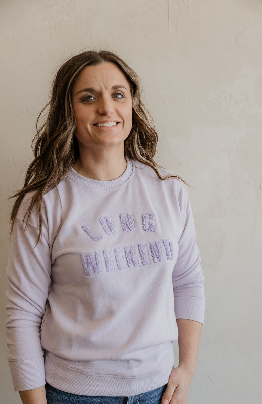 LONG WEEKEND LILAC CREWNECK SWEATSHIRT