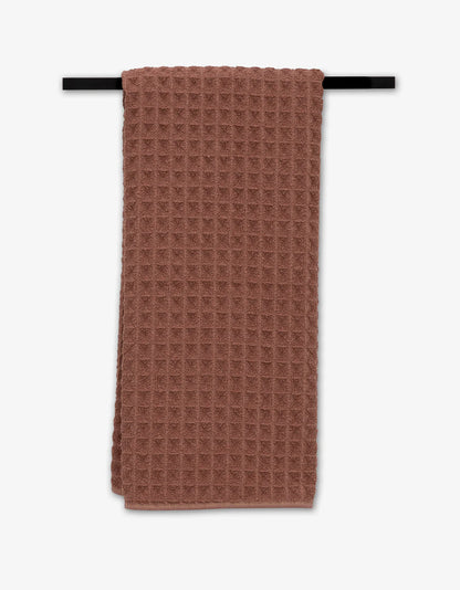 GEOMETRY LUXE HAND TOWEL