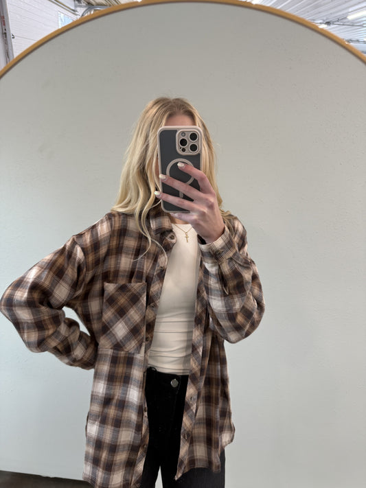 JAGGER OVERSIZED FLANNEL BUTTON DOWN