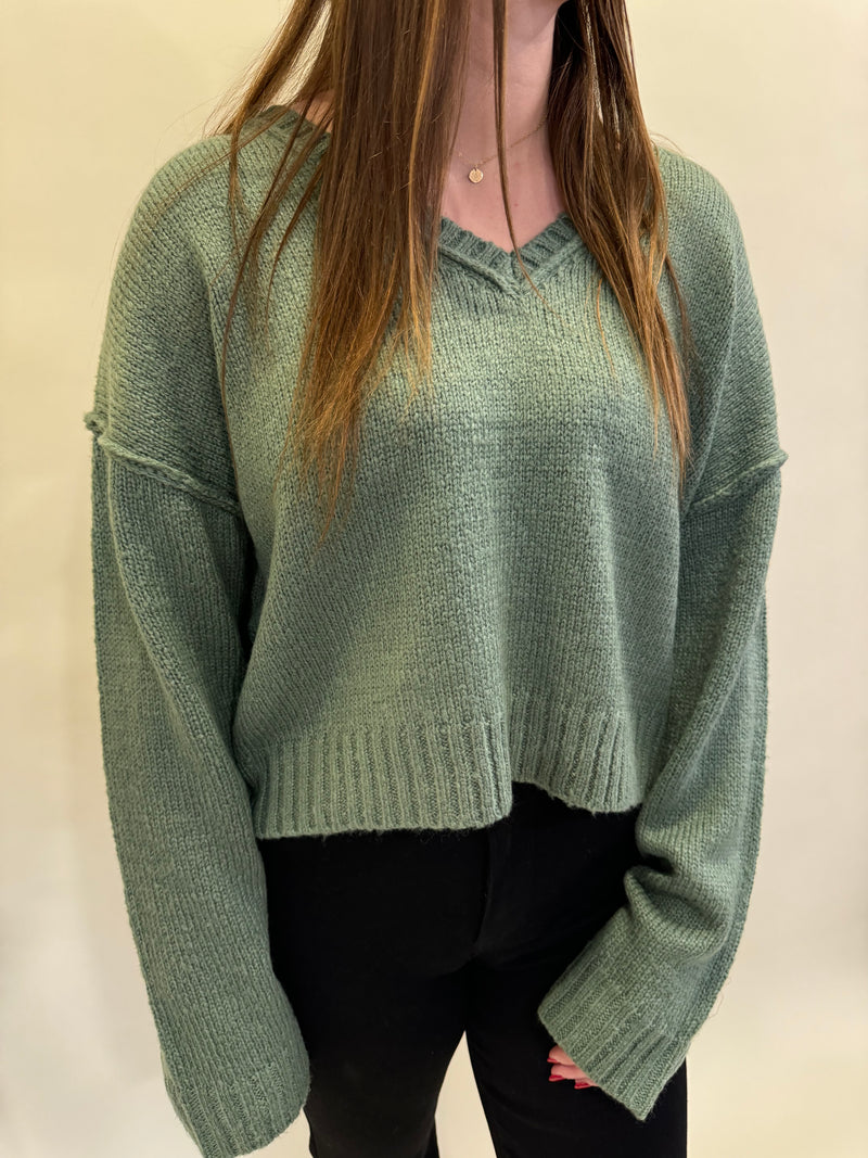 AMELIA GREEN VNECK SWEATER BY IVY & CO