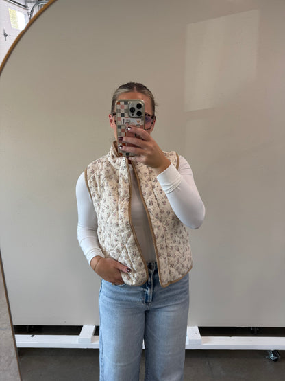 GIANA FLORAL QUILTED VEST