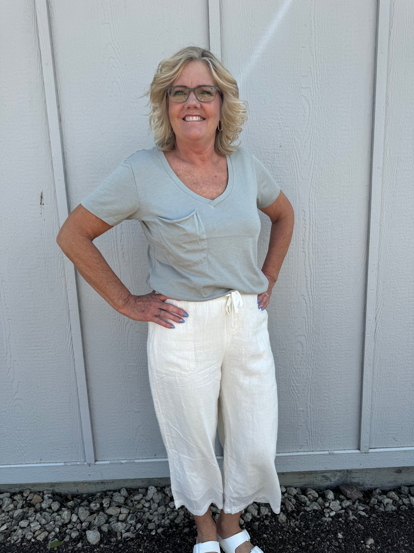 LIZZY WHITE LINEN PANTS