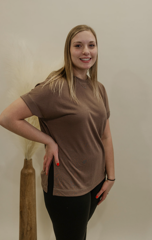 HARLEE SHORT SLEEVE TOP WITH SIDE SLITS 3 COLOR OPTIONS