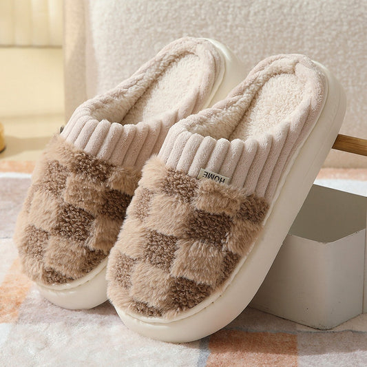 CHECKERED FUZZY WARM SLIPPERS