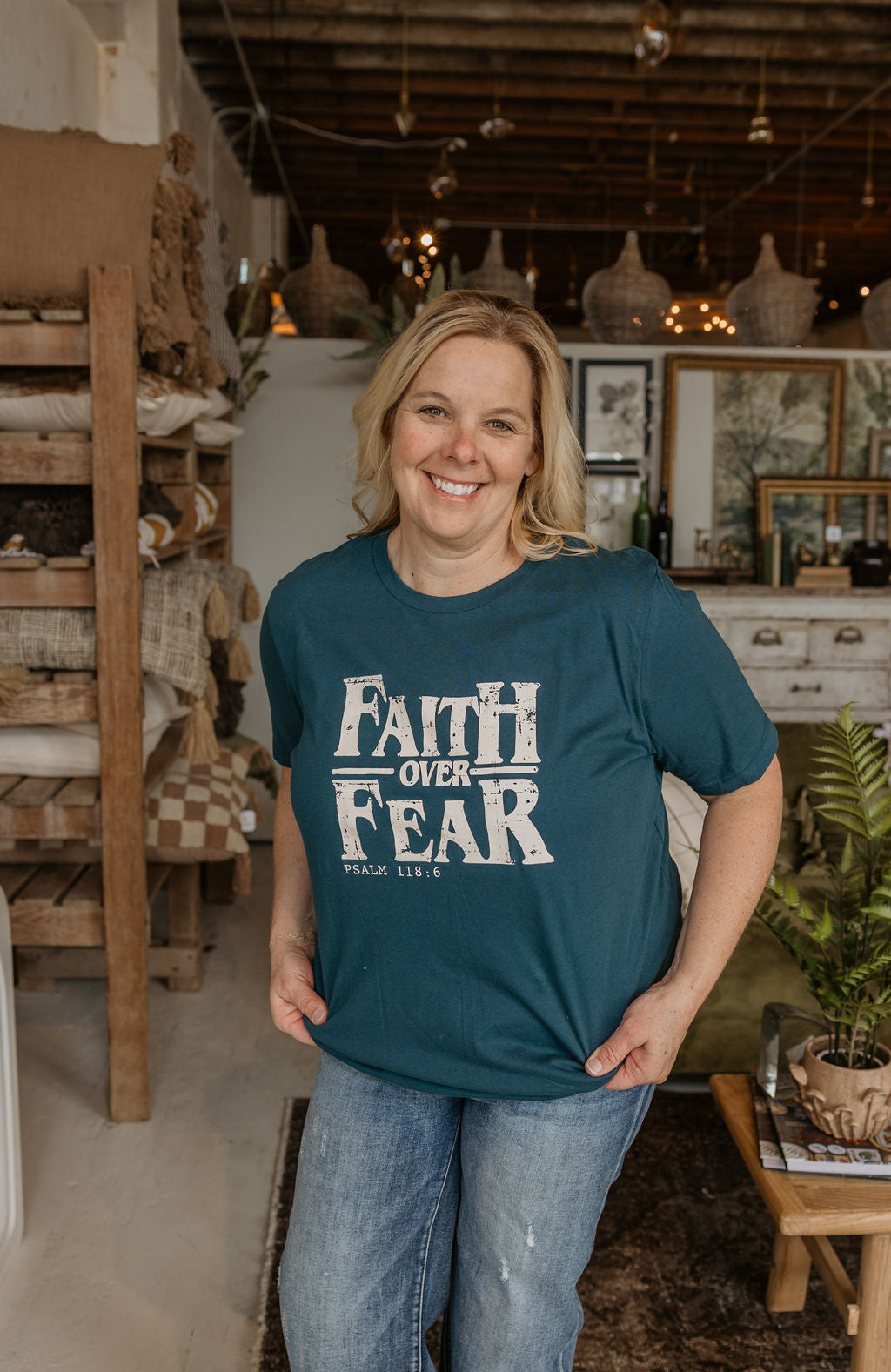 FAITH OVER FEAR GRAPHIC TEE