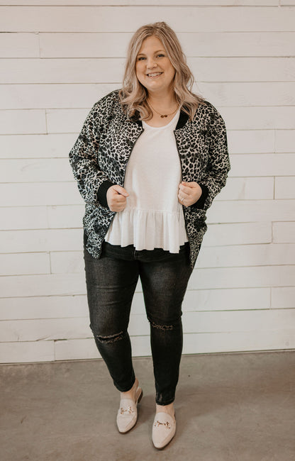 NANCY CURVY CHEETAH BOMBER JACKET