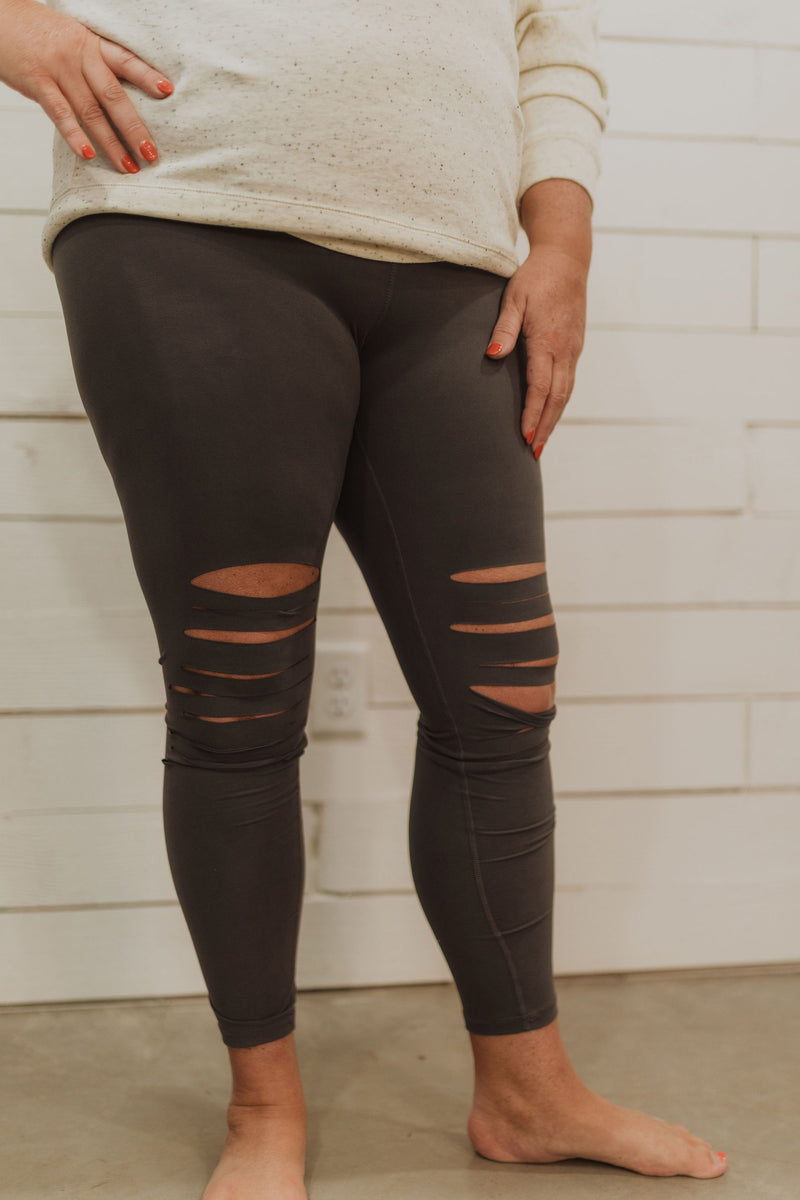 CURVY LEGGINGS WITH LASER CUT OUT
