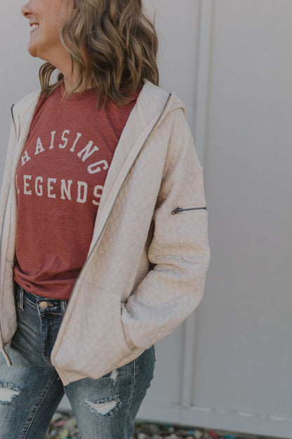 RAISING LEGENDS CREW NECK GRAPHIC TEE