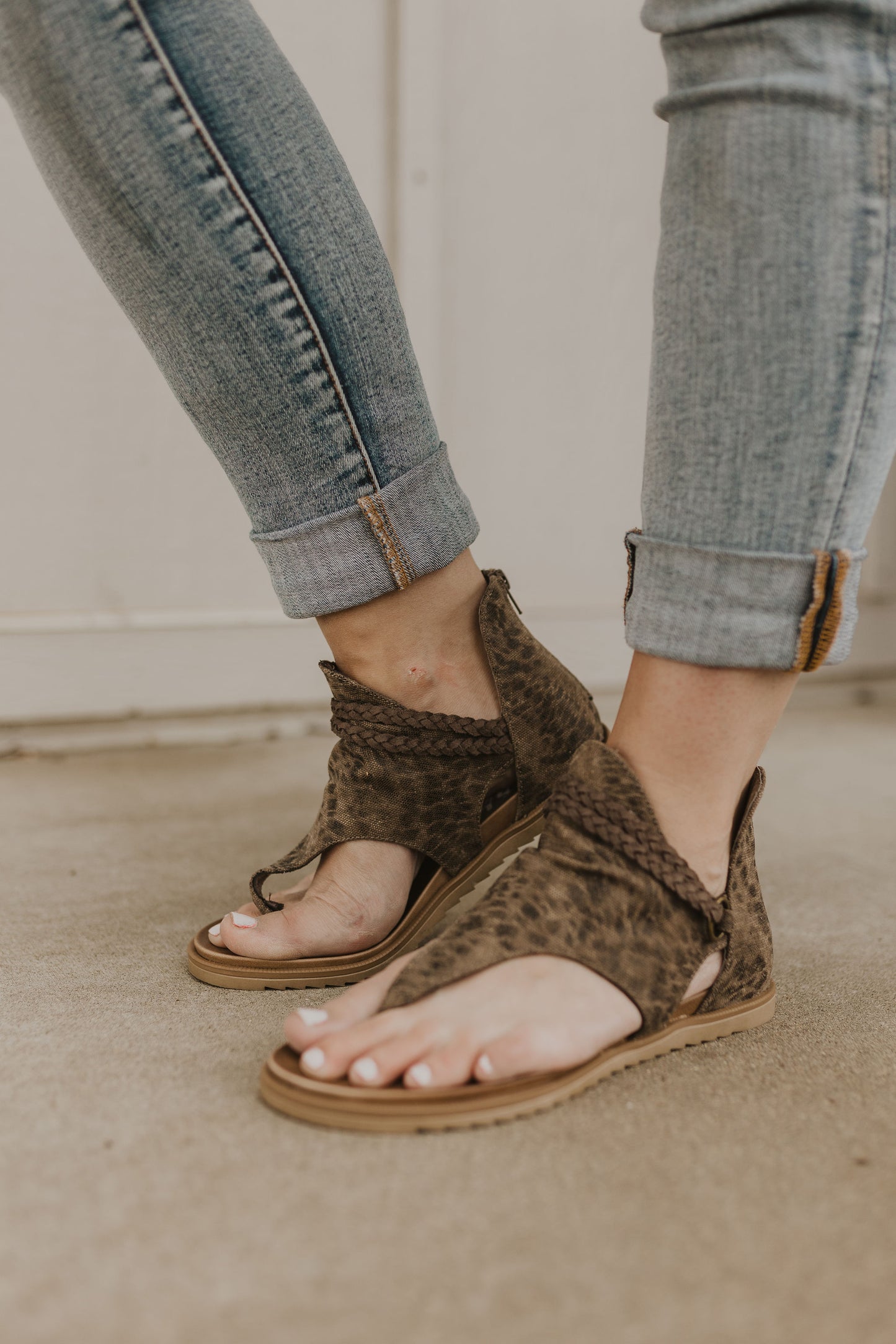 SARIAH CANVAS SANDAL