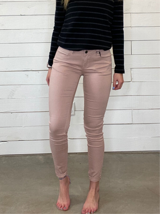 Rose pink skinny jean